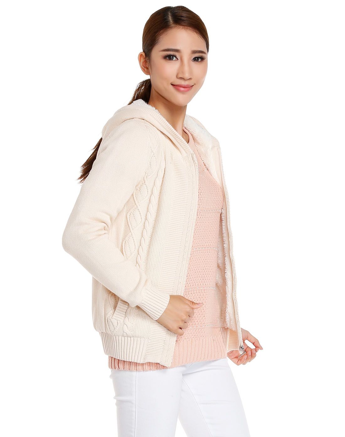 米色甜美清新长袖针织外套