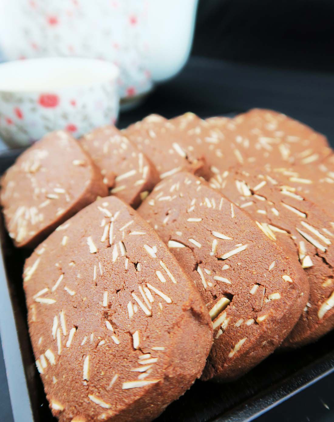 (2件起售)【下午茶小点心】巧克力杏仁饼干80g