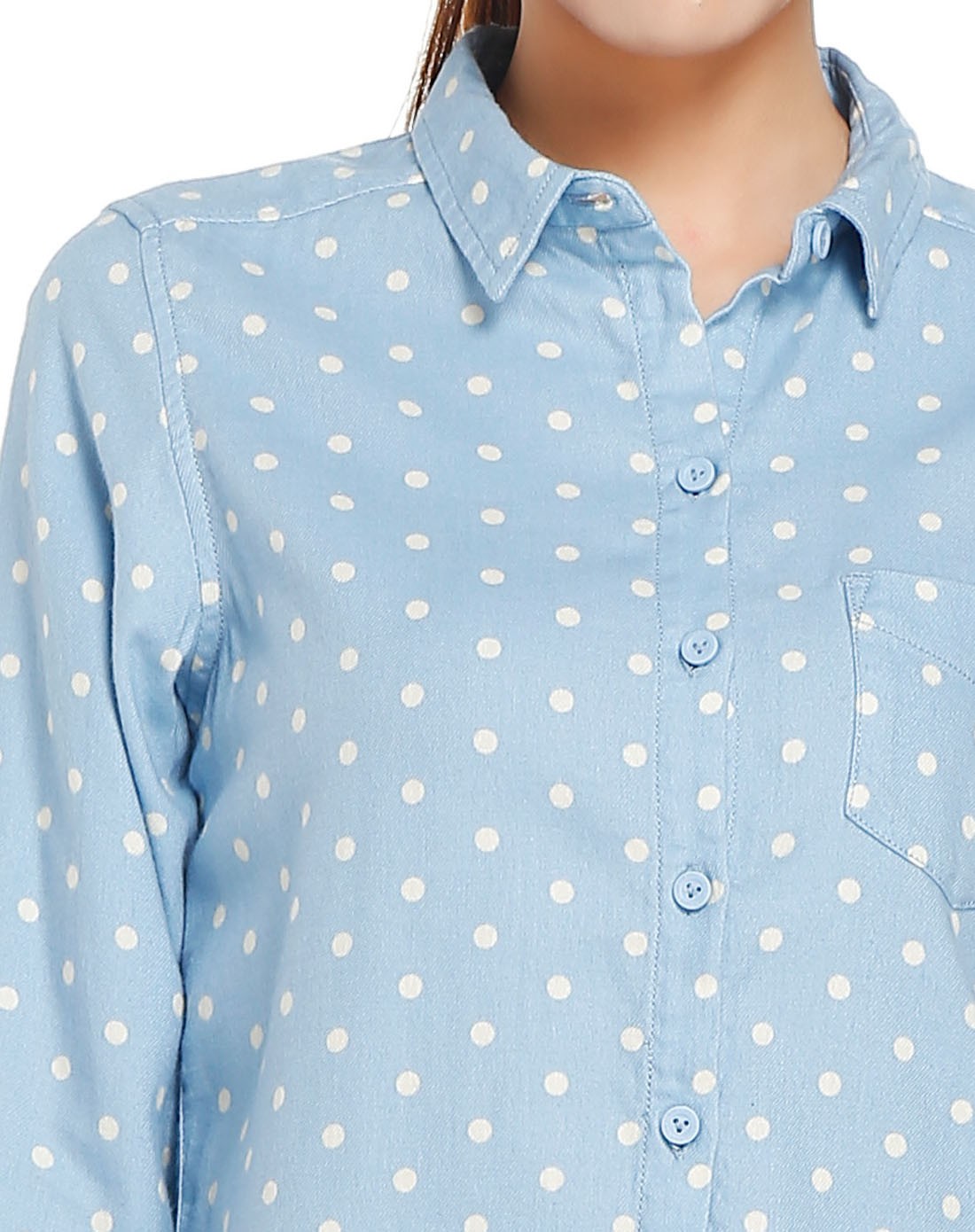 范斯 棉质舒适 女款蓝配米白色长袖衬衫 时尚圆点