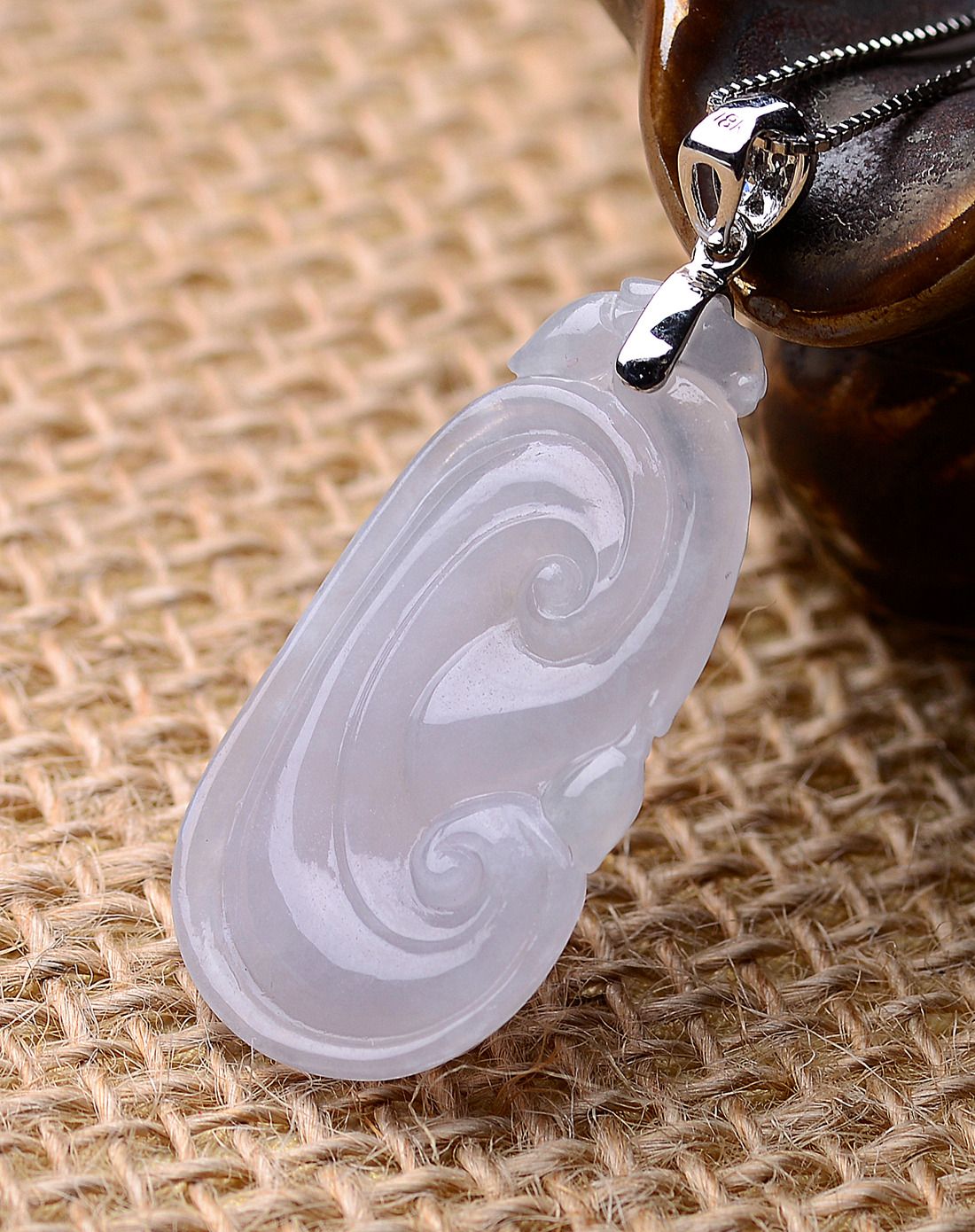 18k镶冰糯种莹白万事如意a货翡翠吊坠