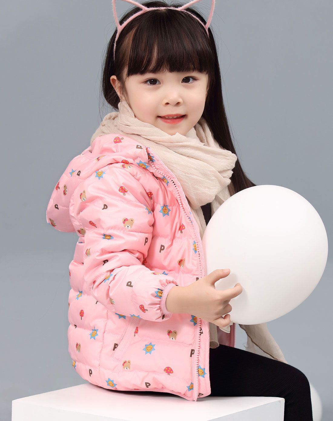 女童粉红印花羽绒服
