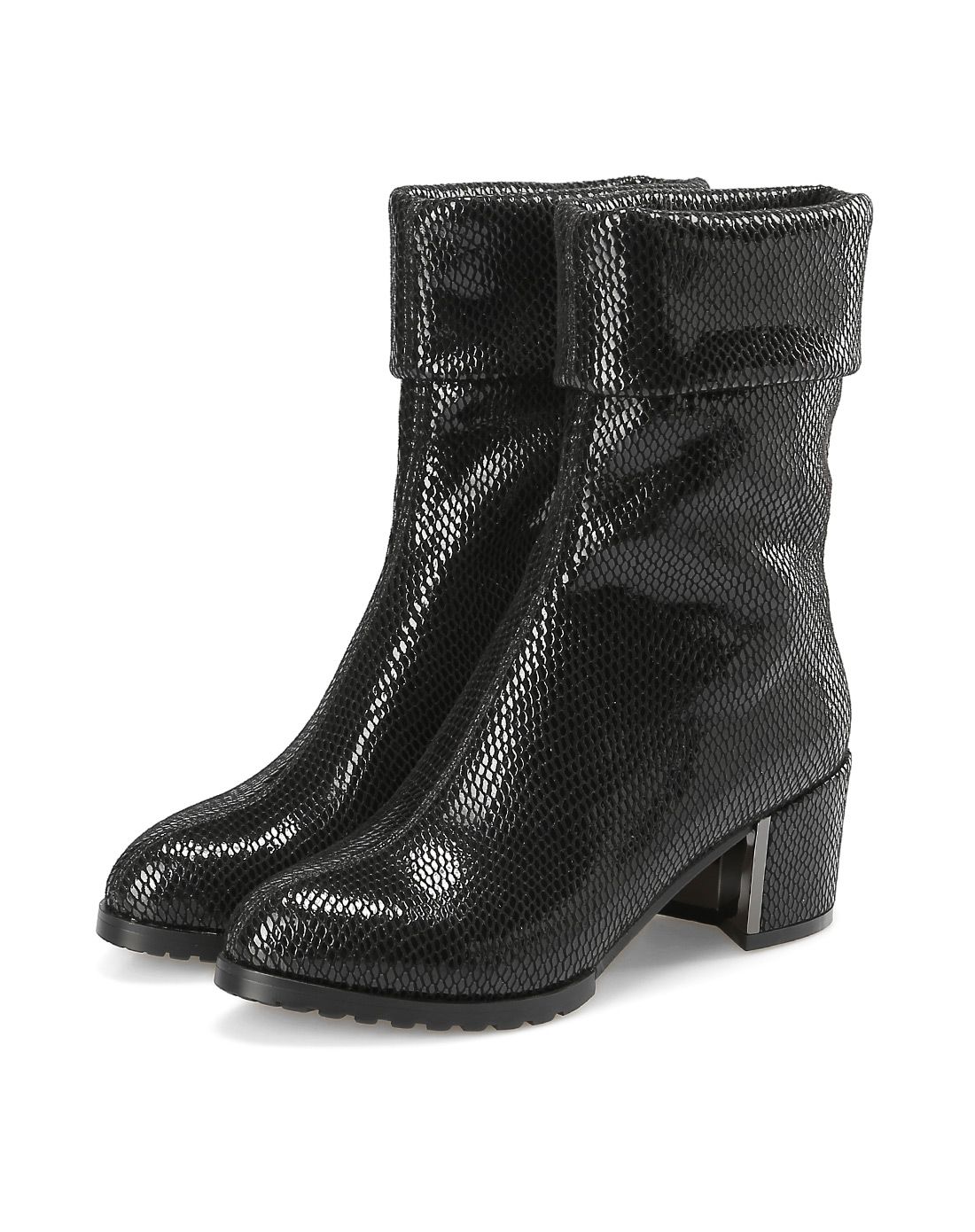 新款百搭柔软蛇纹黑色弹力布靴子