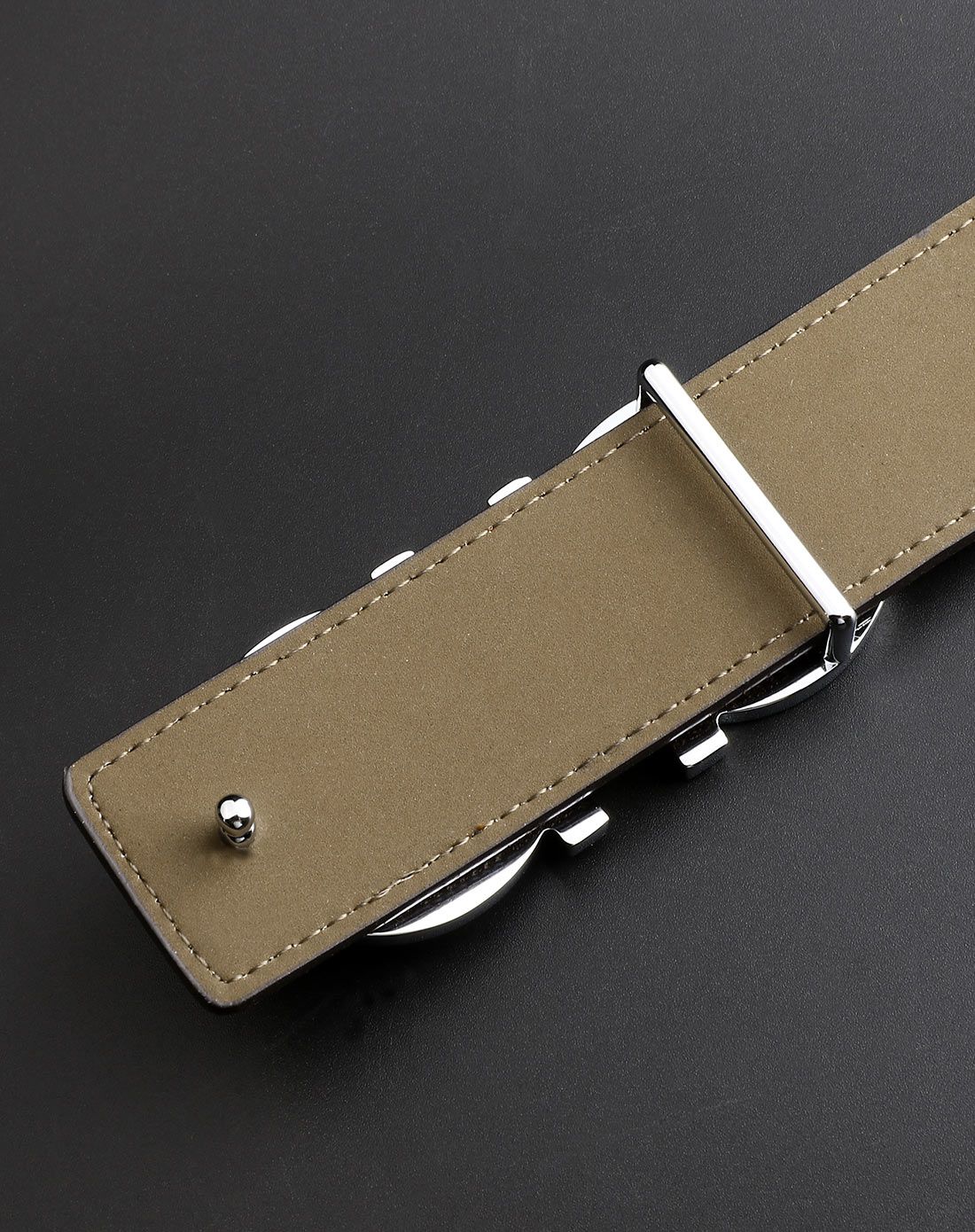 男士 棕色牛剖层革8字型独特平滑扣皮带