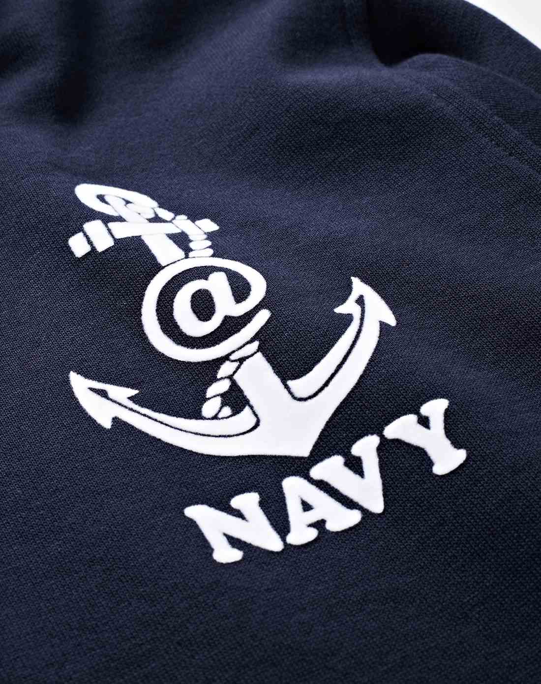 佐丹奴giordano男装专场 海军宝蓝色植绒海军船锚印花连帽开胸卫衣