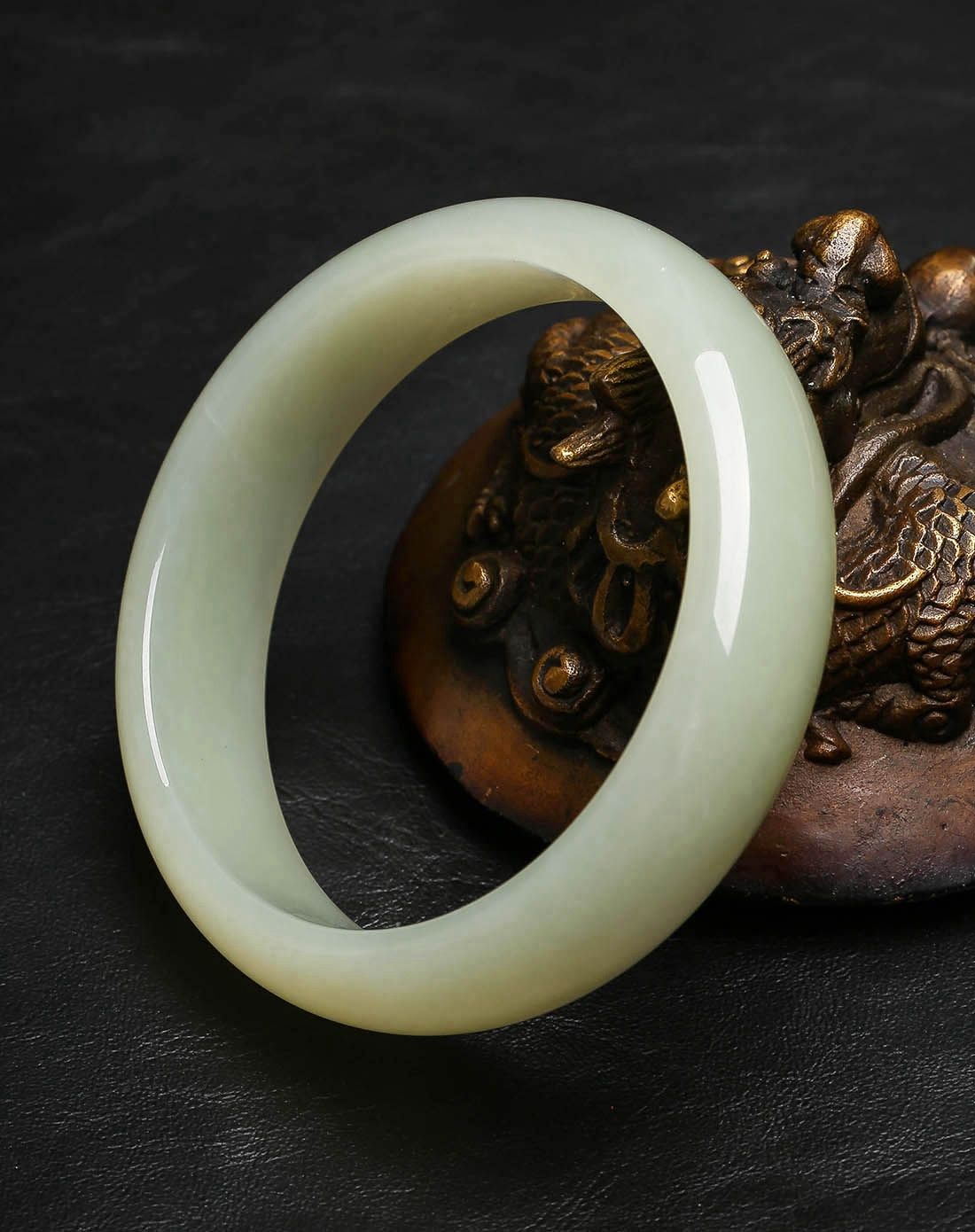 精品完美天然和田白玉手镯