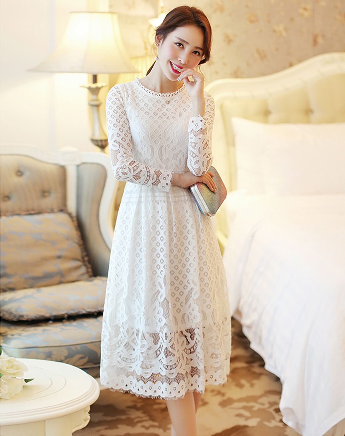 女白色纯色蕾丝镂空拼接连衣裙