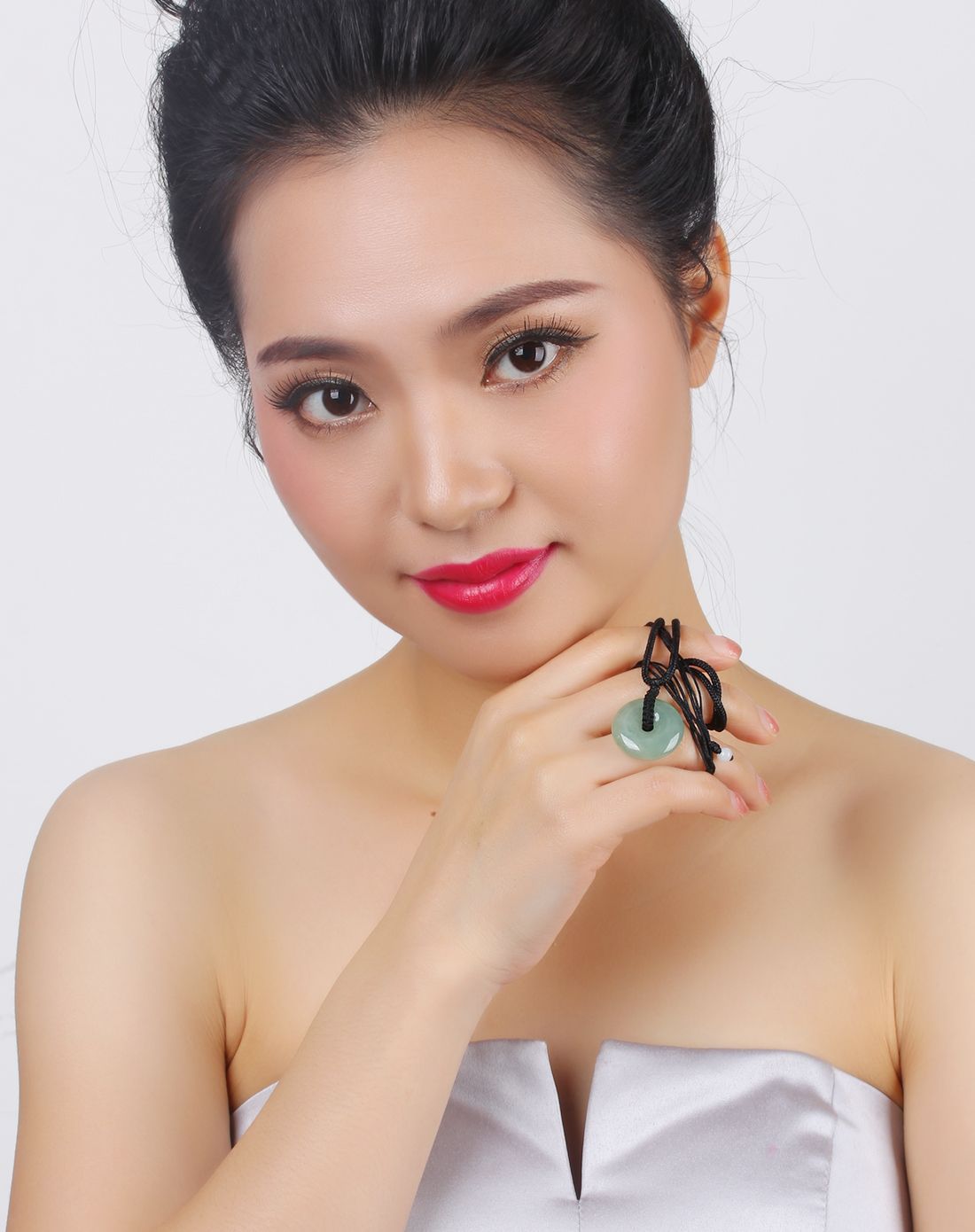 天然翡翠a货正绿平安扣吊坠(附证书)