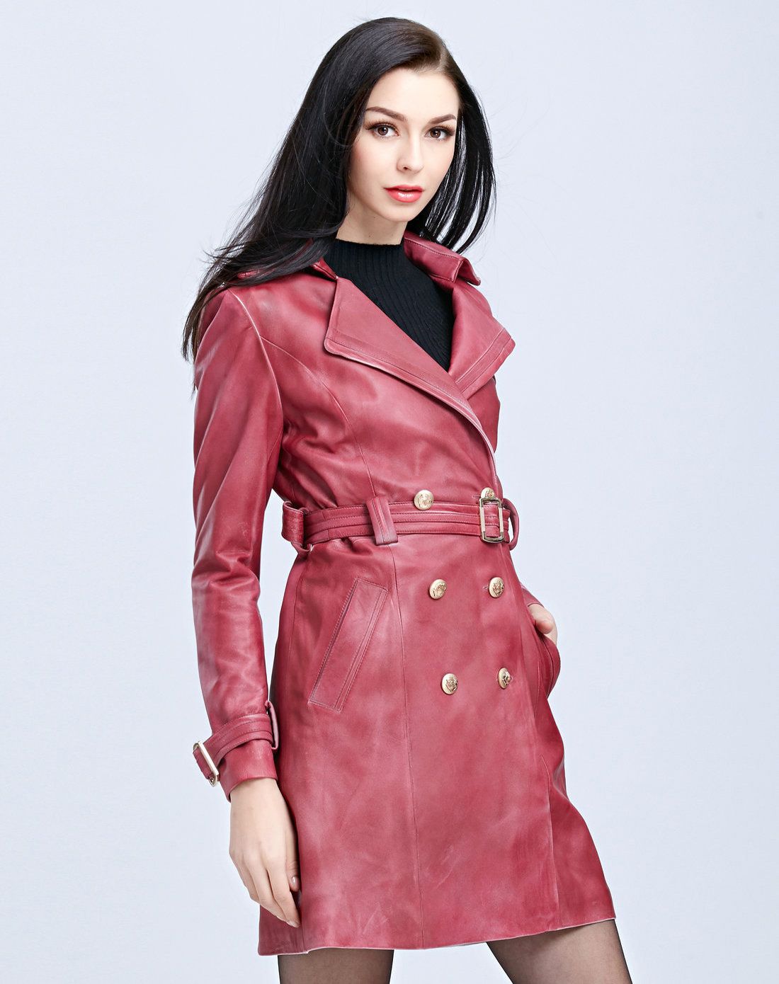 女款玫红色绵羊皮皮衣