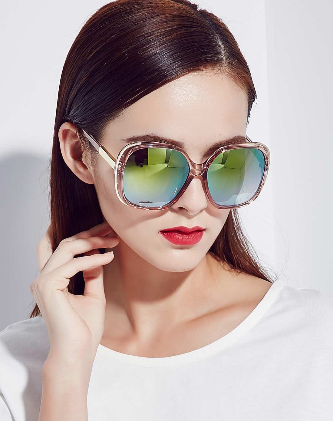 威古氏 【vip推荐】时尚大框女士街拍潮流墨镜炫彩金