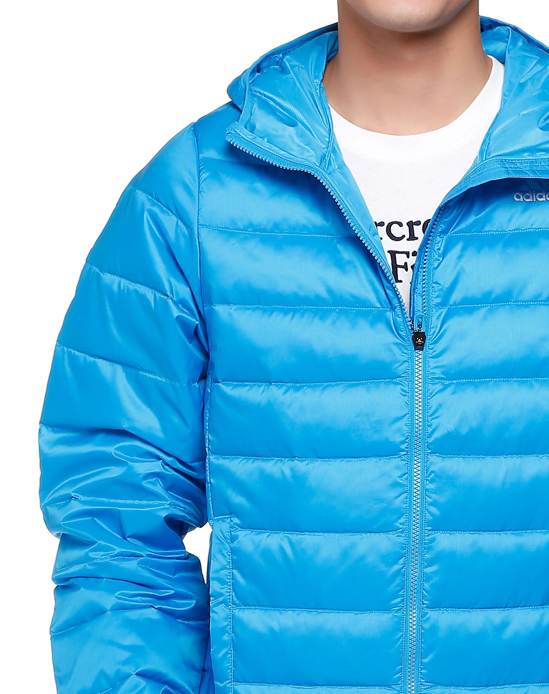 轻盈保暖 男款蓝色羽绒服 足球系列