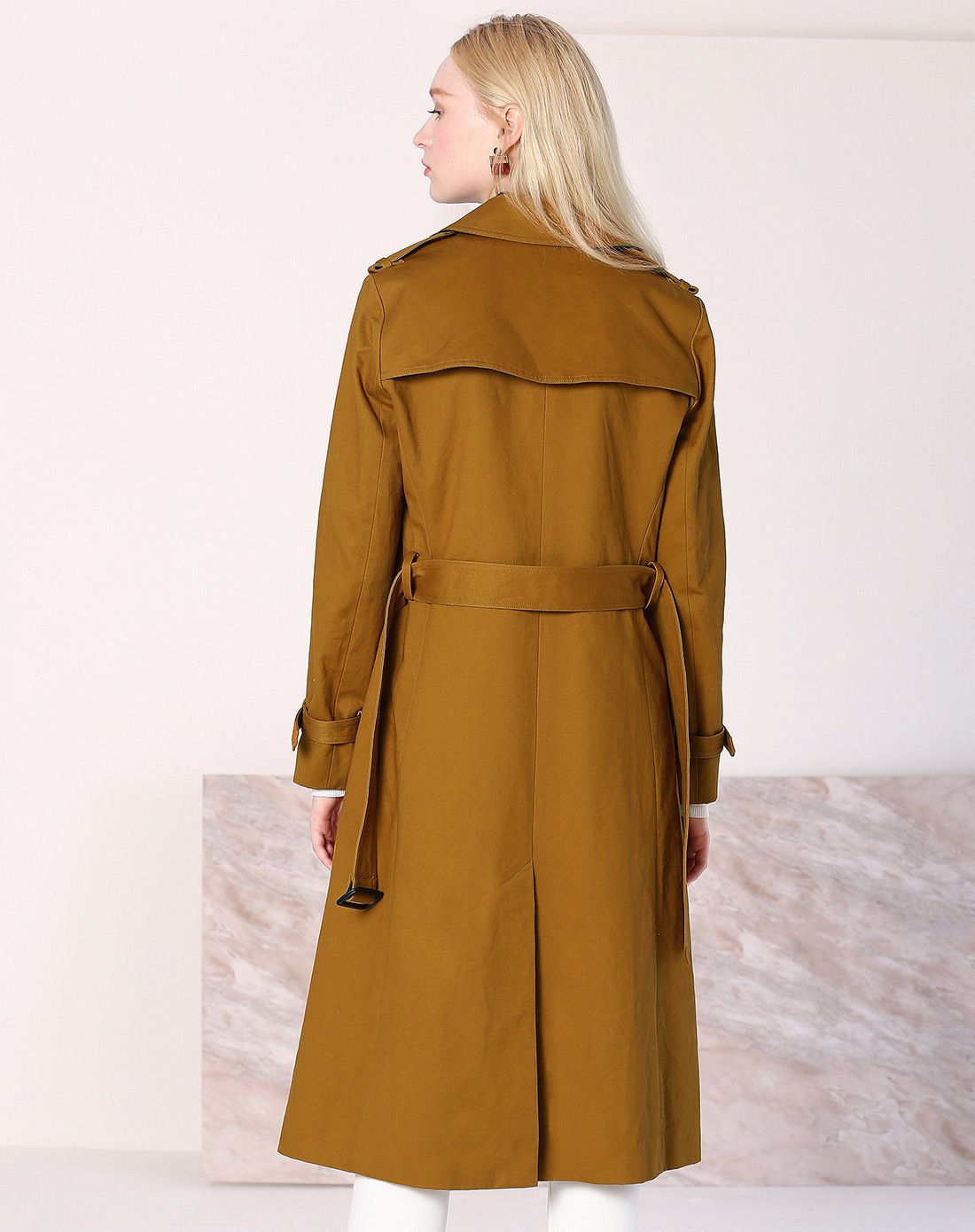 棕色翻领中长款百搭双排扣风衣