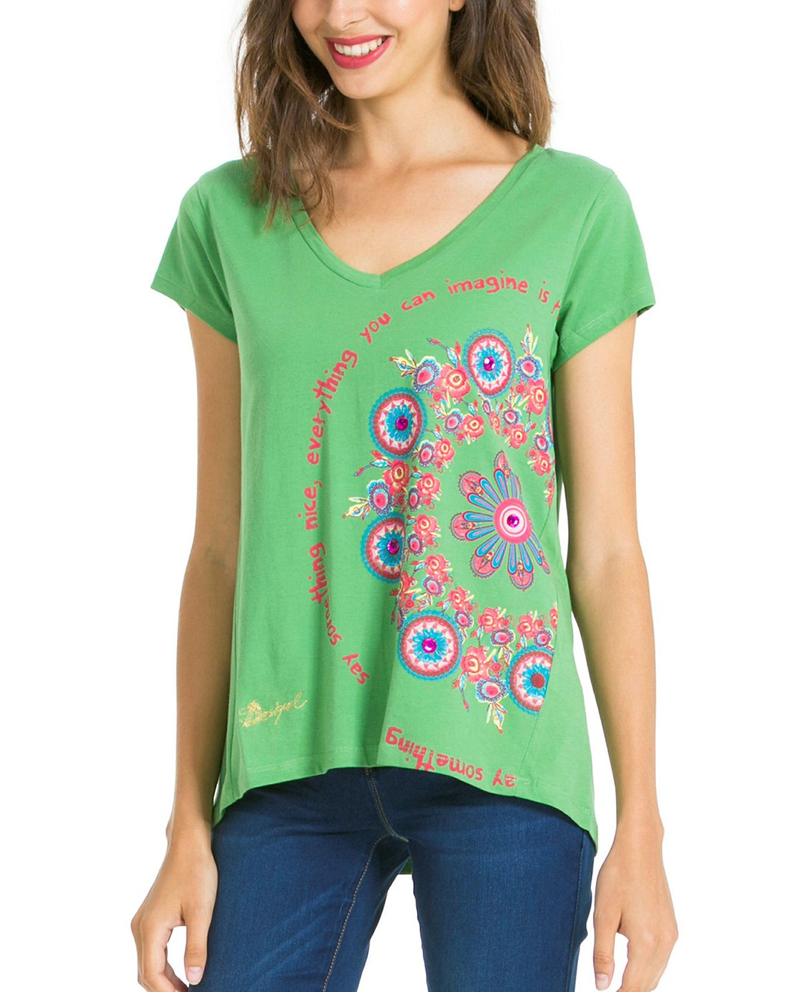 女款草绿色曼陀罗刺绣v领t恤