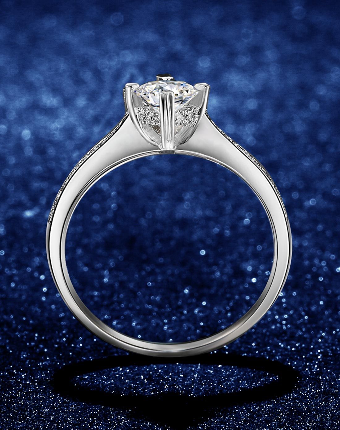 > pt950铂金70分de色显钻群镶钻石女戒