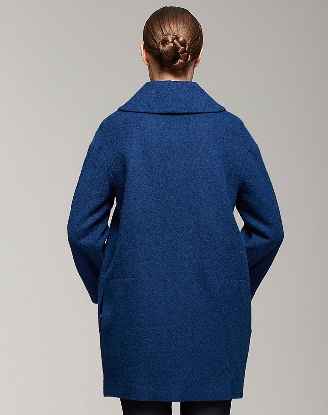 藏青色简约小翻领o型大衣