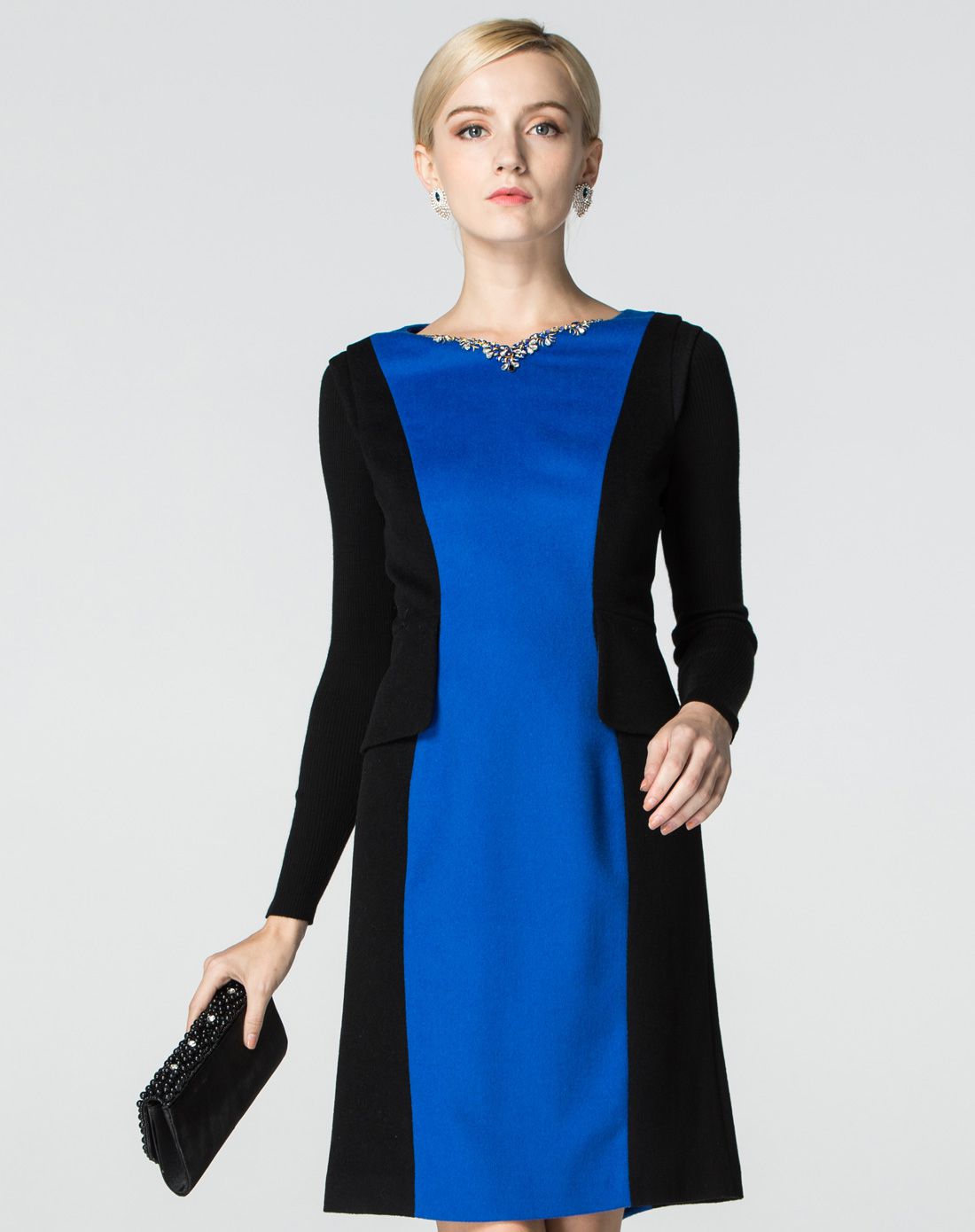 蓝黑色时尚拼接修身连衣裙