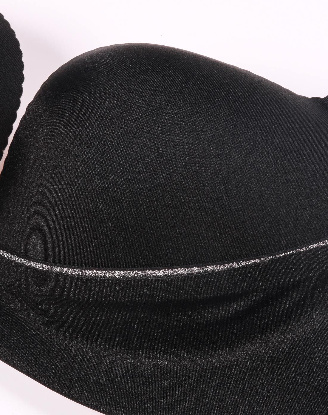 迷迭花香醇黑光面无钢圈银线镶边深v聚拢文胸