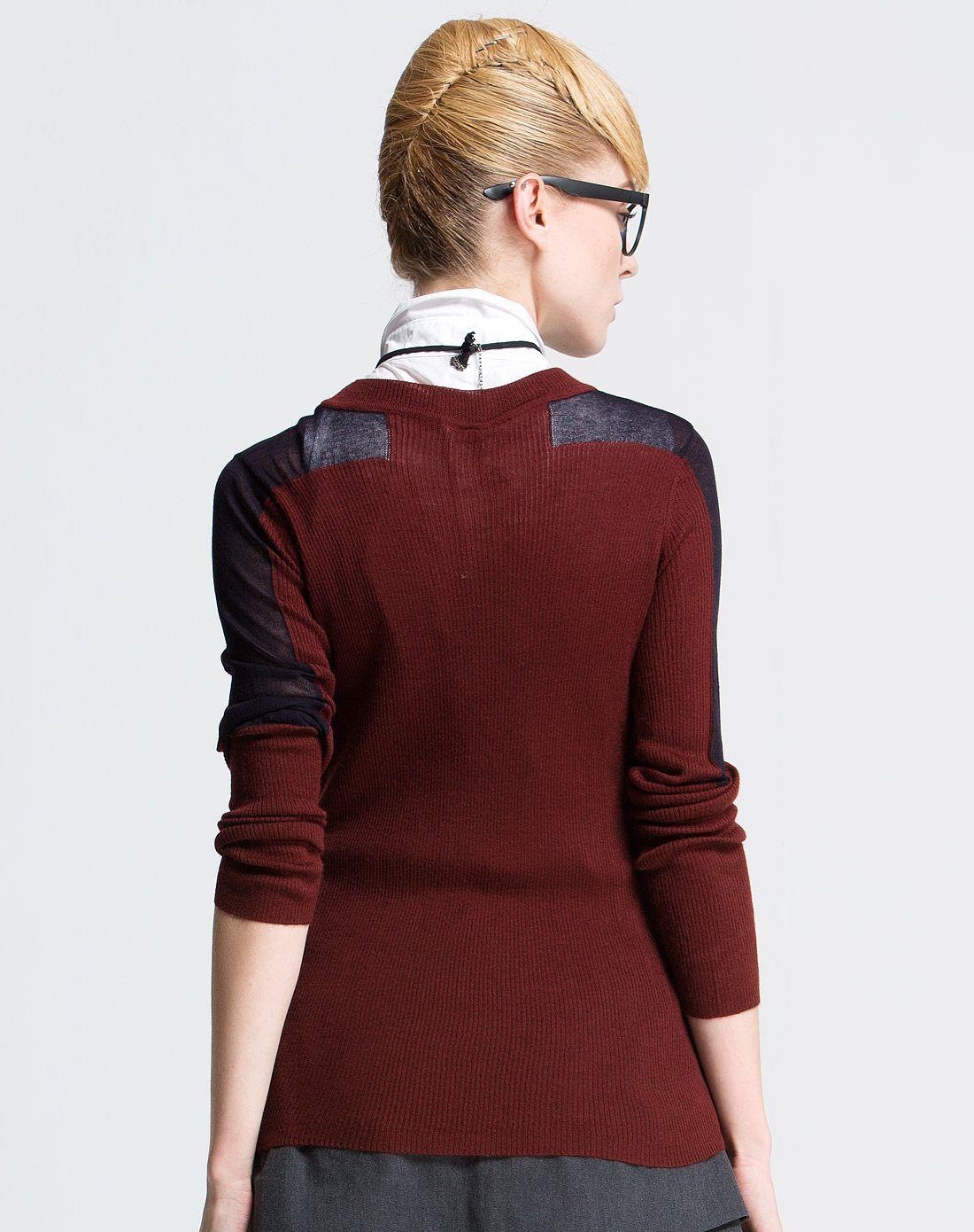 枣红毛织女圆领长袖套头打底衫