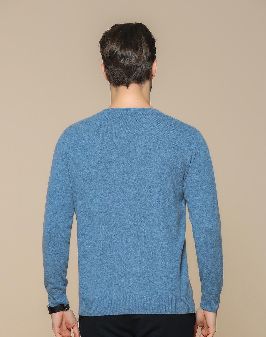 男蓝灰色圆领套衫