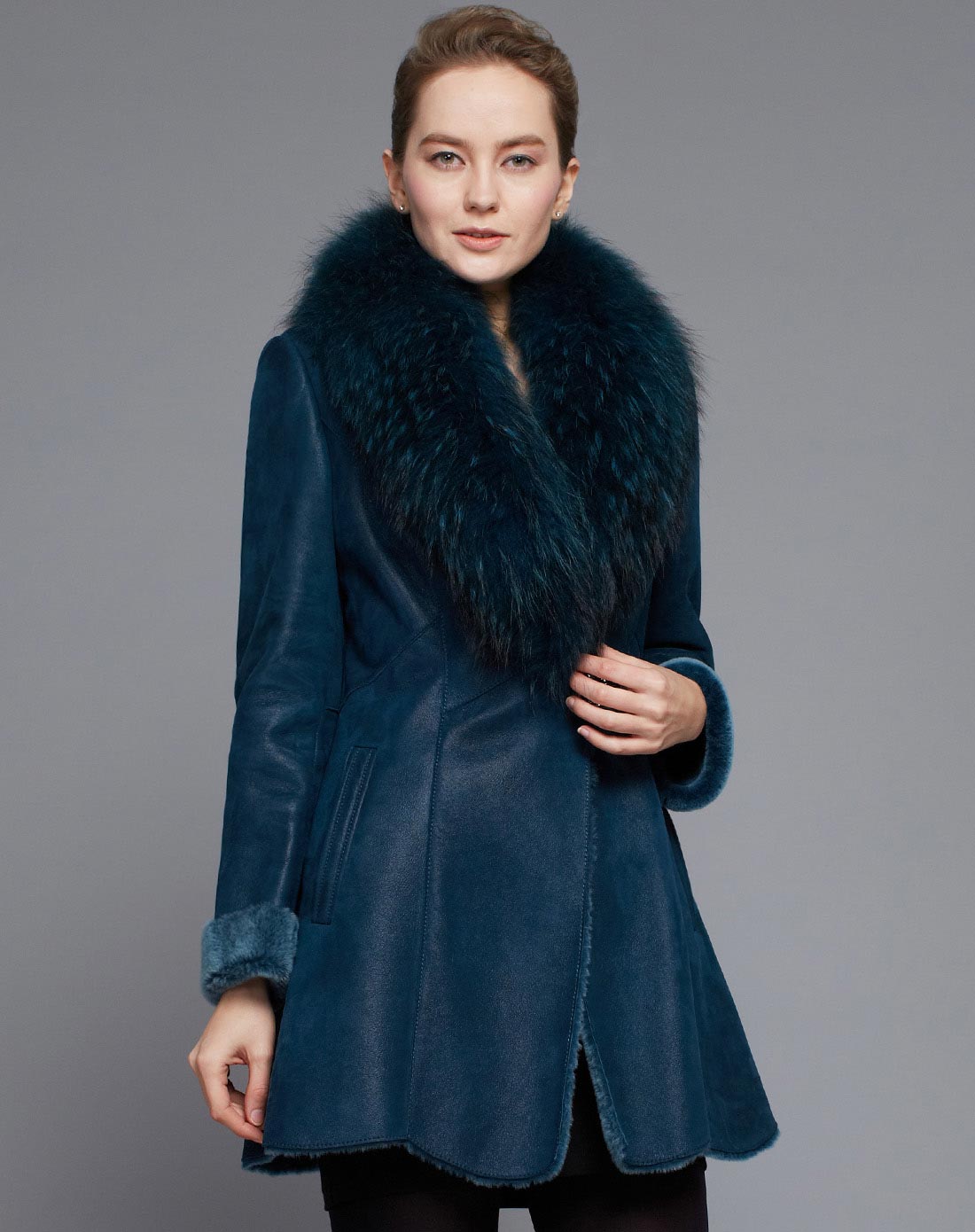 深红皮毛一体貉子毛领外套