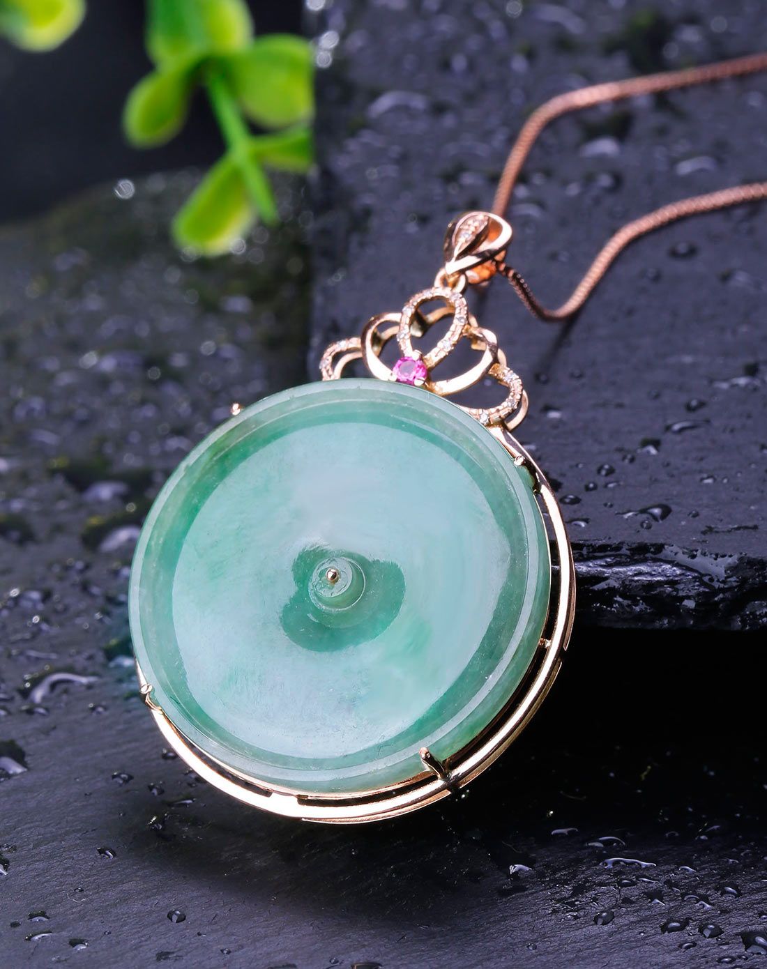 18k金a货翡翠飘绿平安扣吊坠