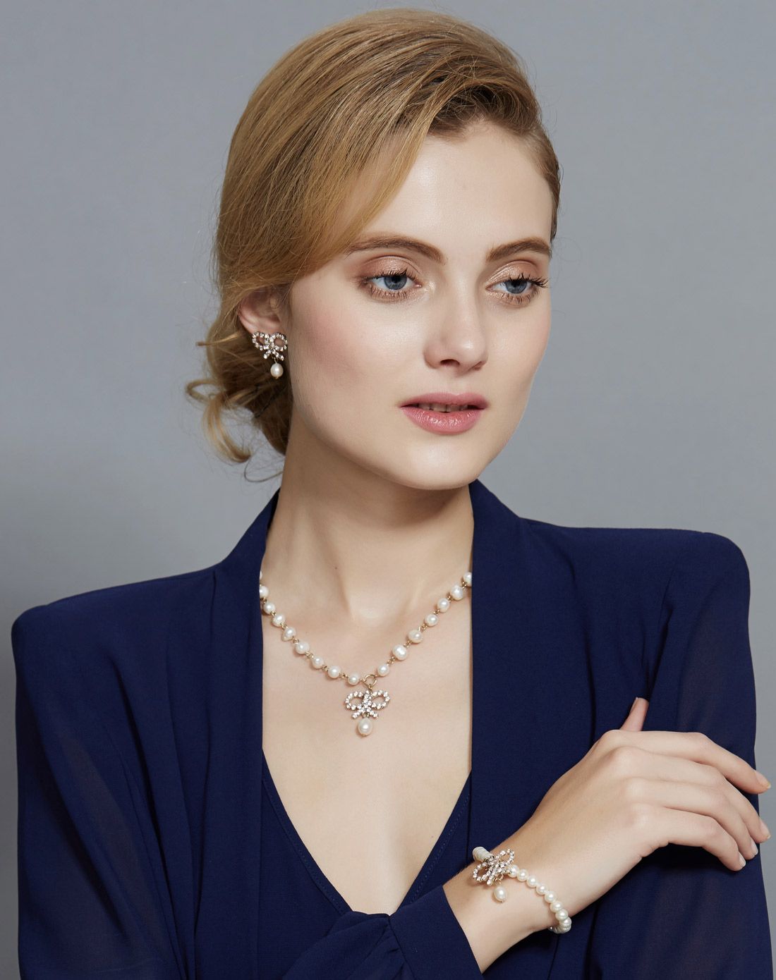 英国潮流martine wester镀12k金时尚罗马蝴蝶结吊坠珍珠项链mwb-129g