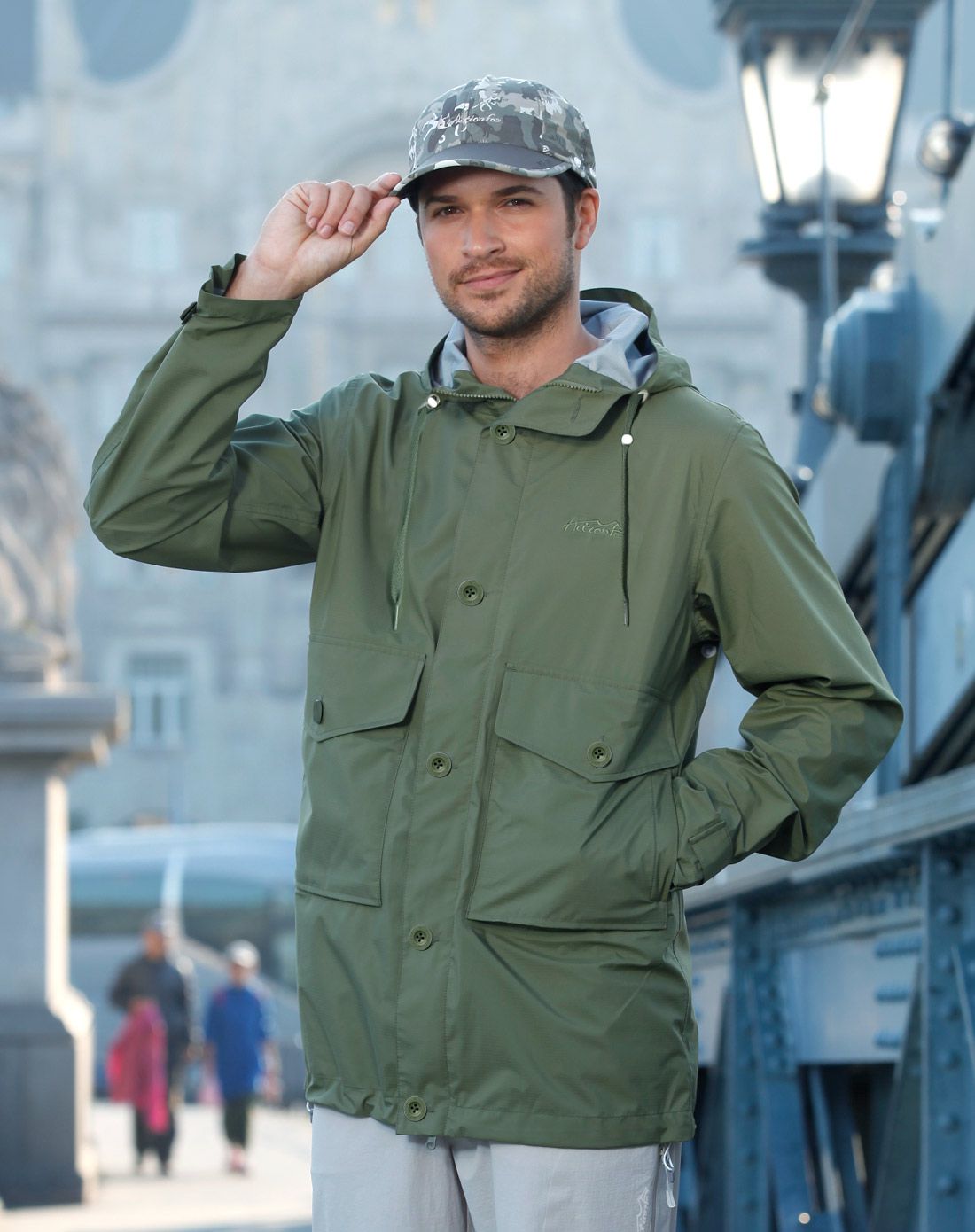 快乐狐狸actionfox户外专场防紫外线 男性丛林色长款风衣 防水防晒620