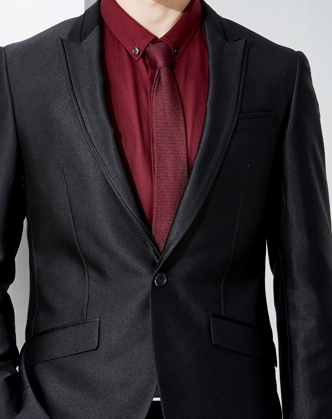 黑色亮面百搭西服上衣