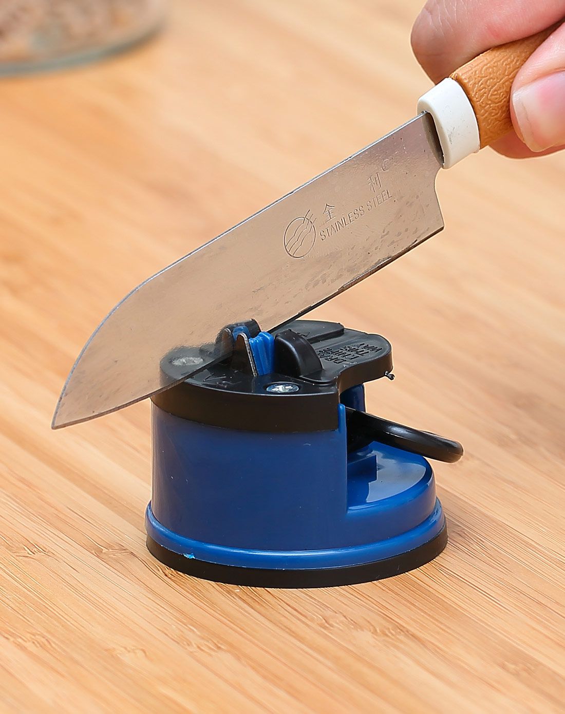 厨房精铁带吸盘磨刀器(蓝色)