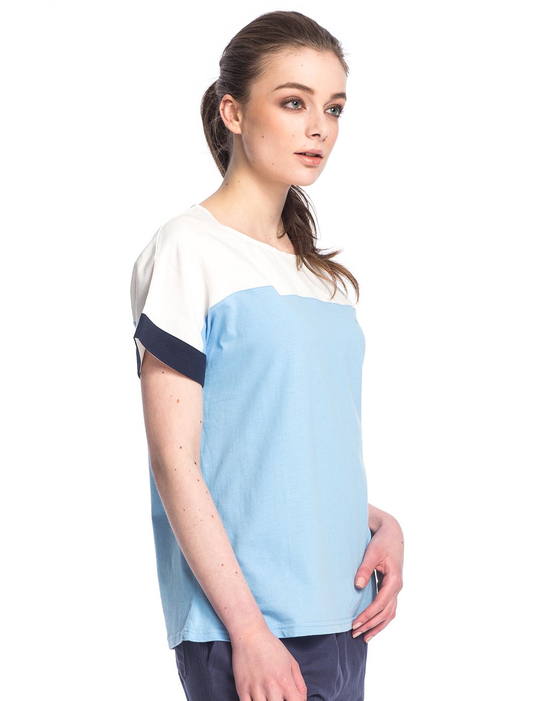 女款晴空蓝舒肤棉圆领短袖衫