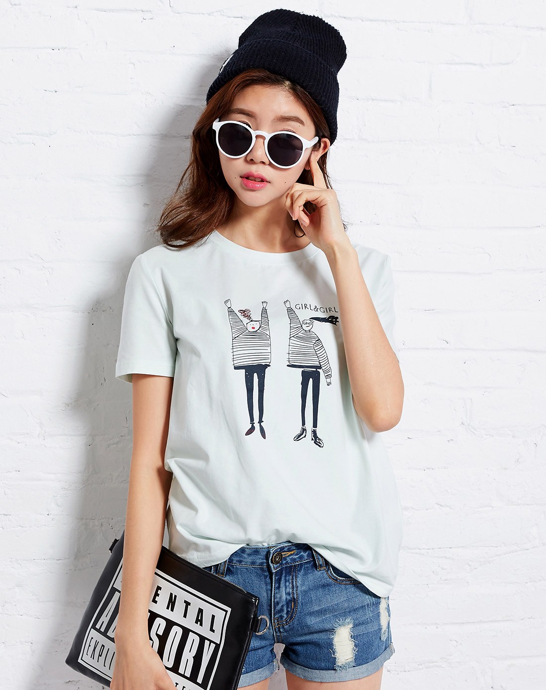 女款浅水绿简洁人物印花短袖t恤