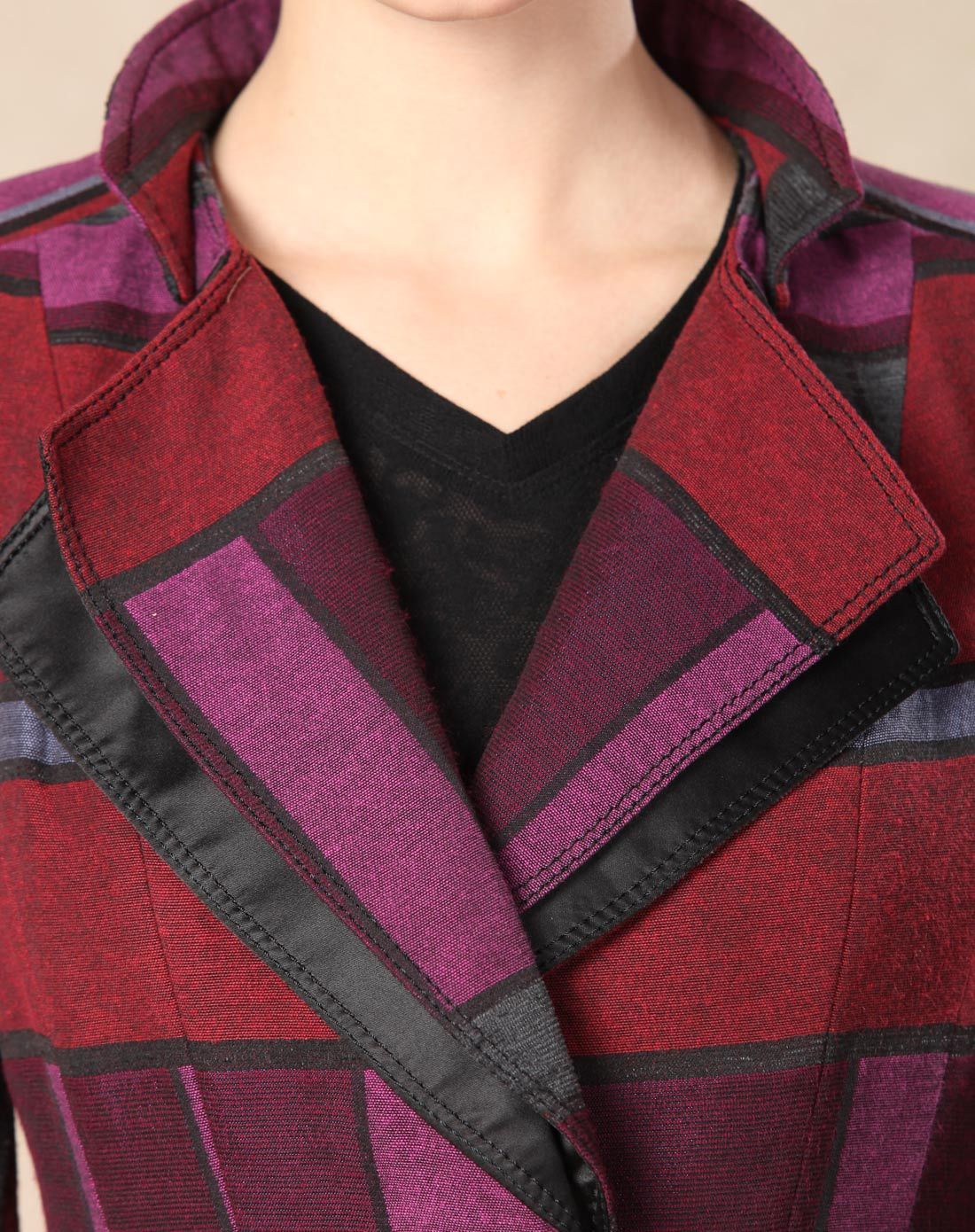 双层格型翻立领外套