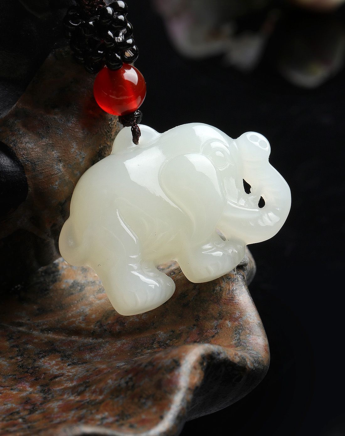 aznavour 天然和田玉太平有象吊坠