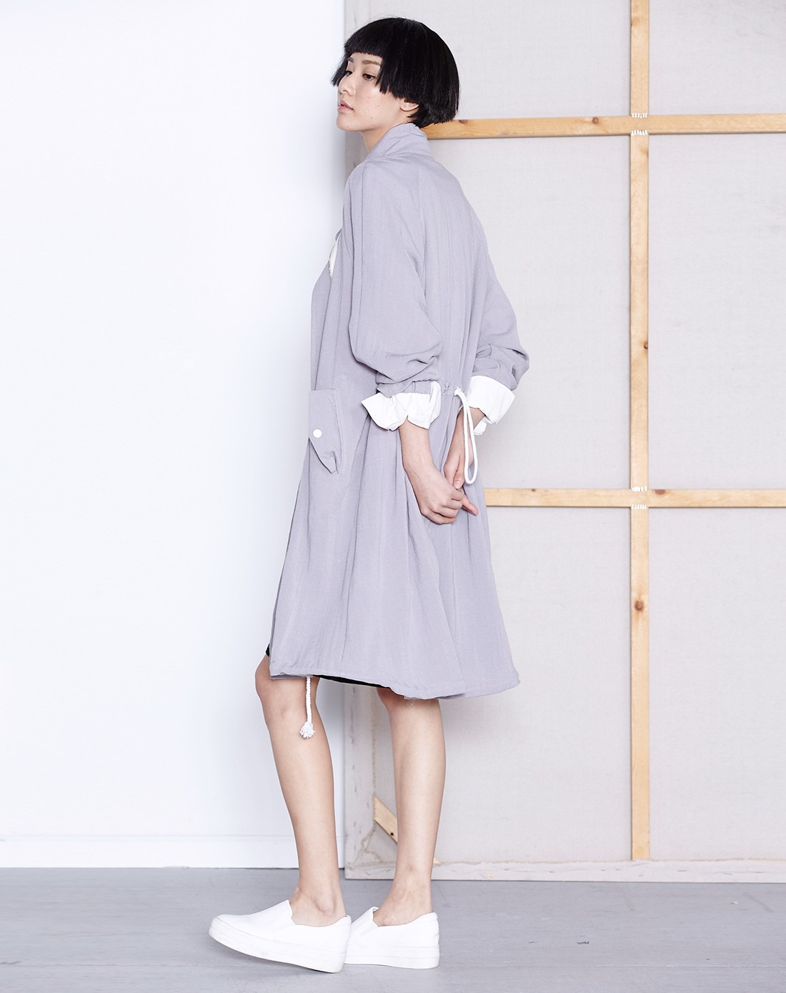 雪青色宽松时尚休闲风衣