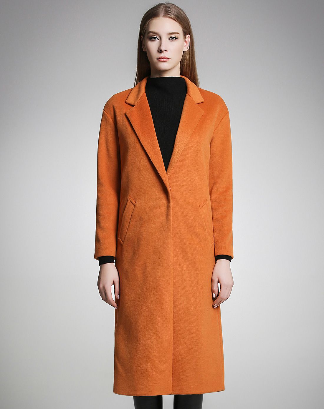 棕黄大气一粒扣翻领大衣