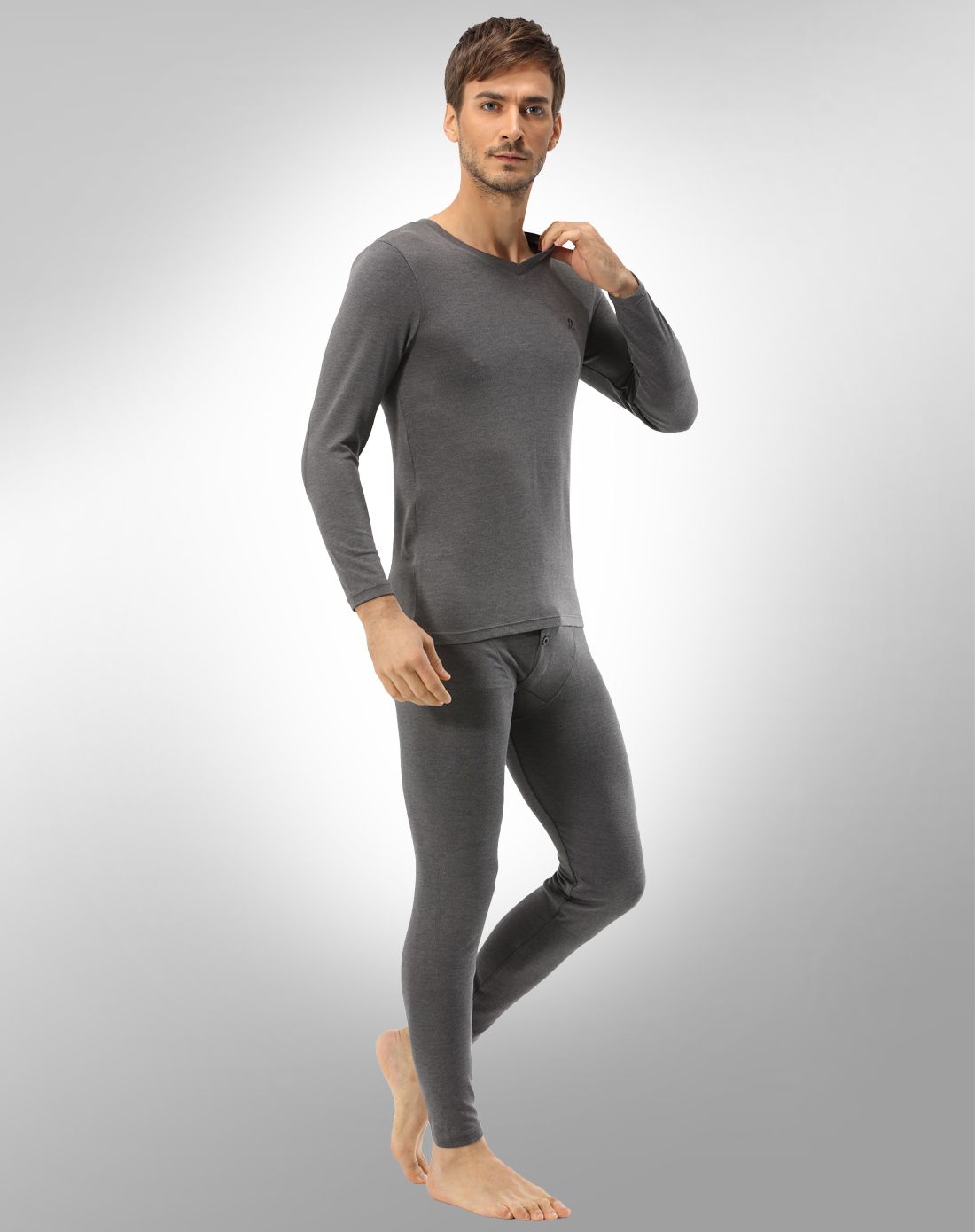 梦特娇男款v领环保咖啡炭内衣套装麻灰