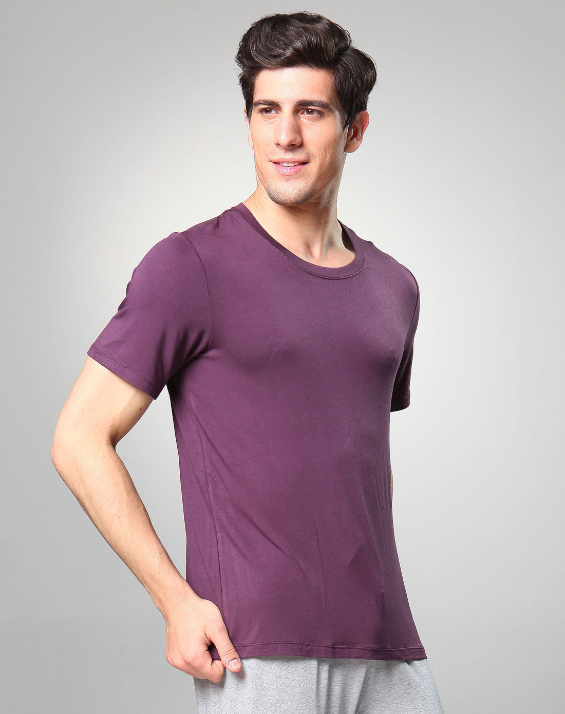 男士紫灰色男t恤