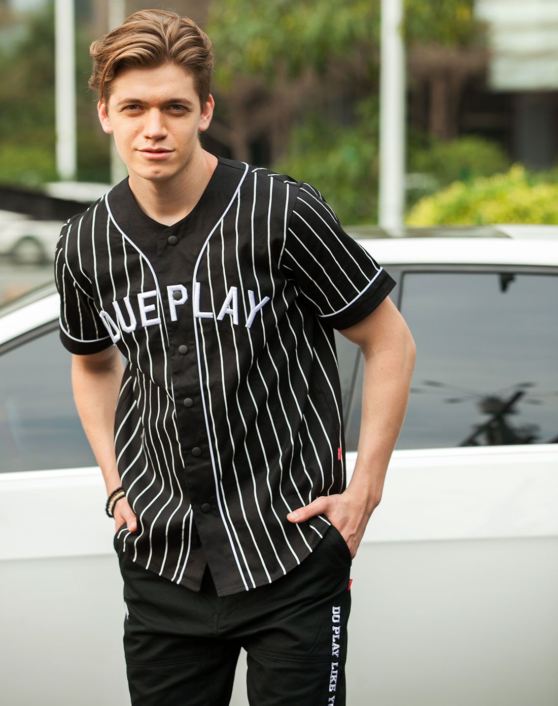 dueplay短袖竖纹黑色棒球衫
