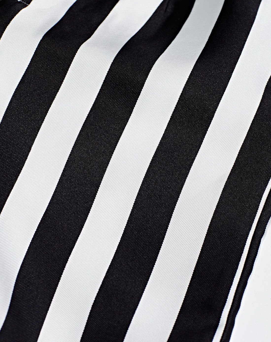 米白条纹简约休闲阔腿裤