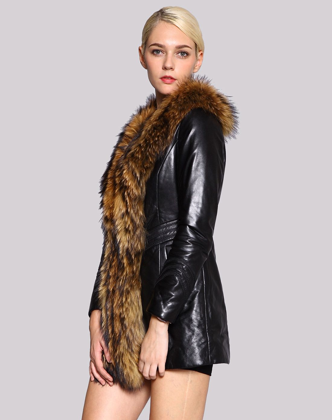 女款黑色羊皮配貉子毛修身时尚款中长皮衣