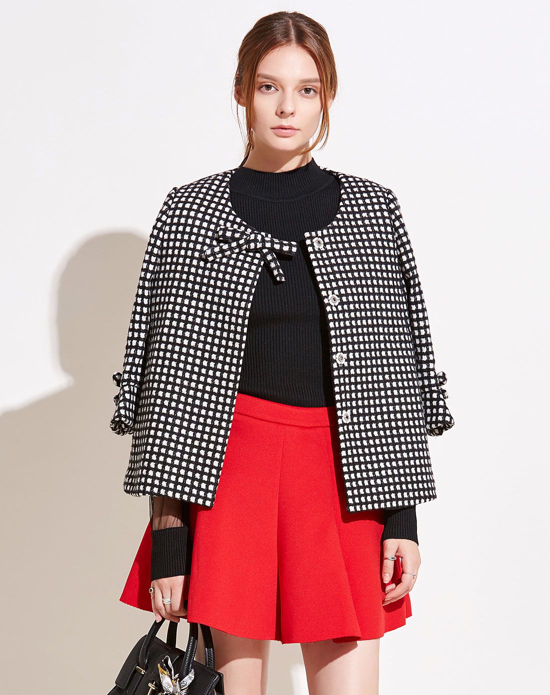 经典千鸟格大衣