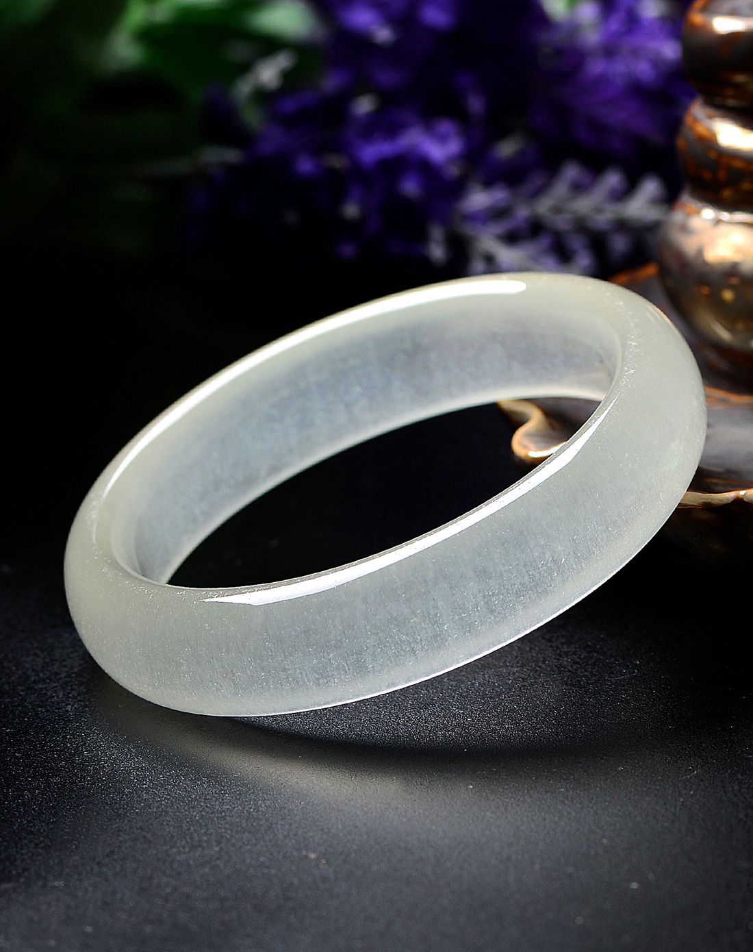 金万年 冰润晶透精品石英岩玉正装手镯