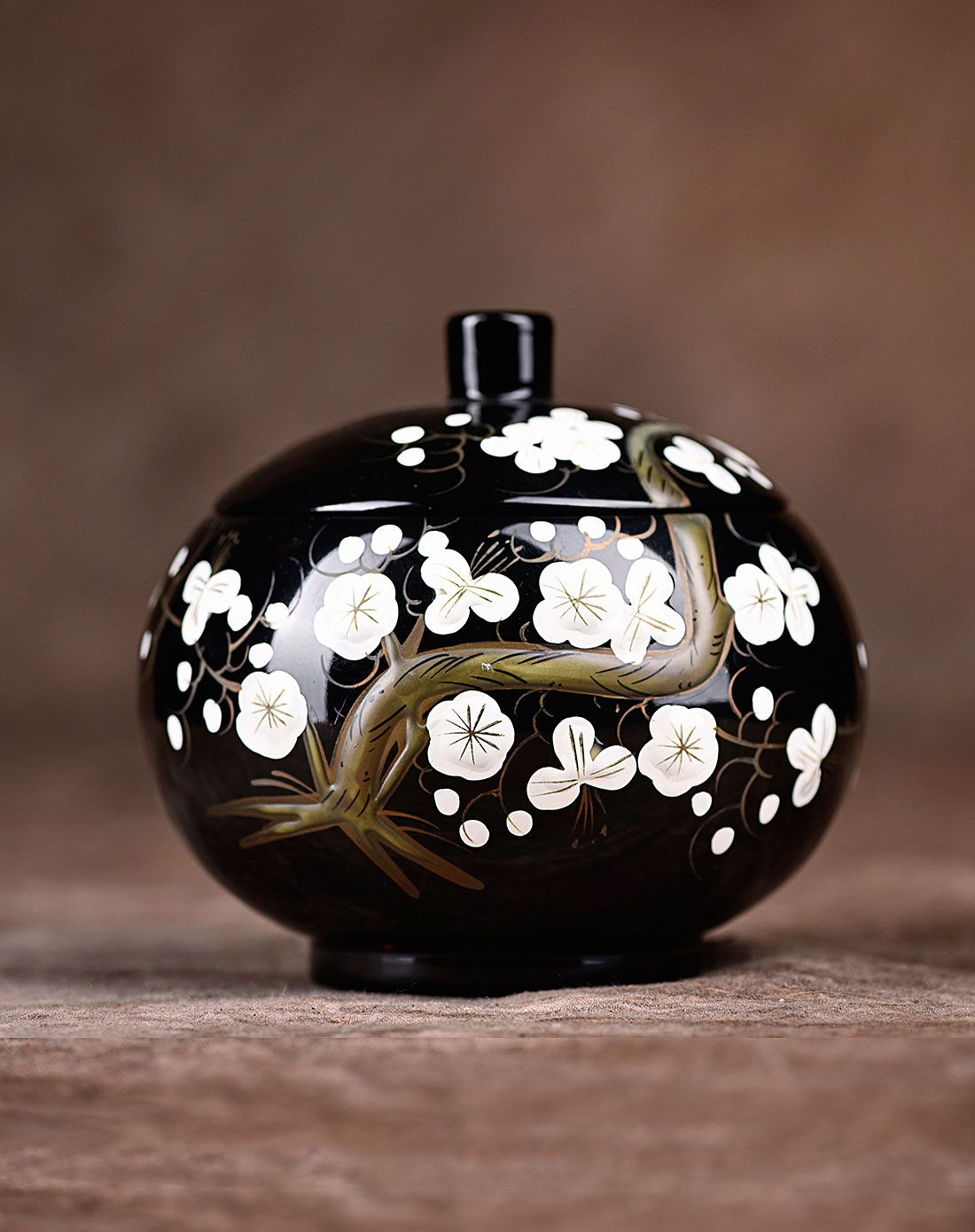 越南.芹苴南部布标族原住民纯手工漆器【茶叶罐】