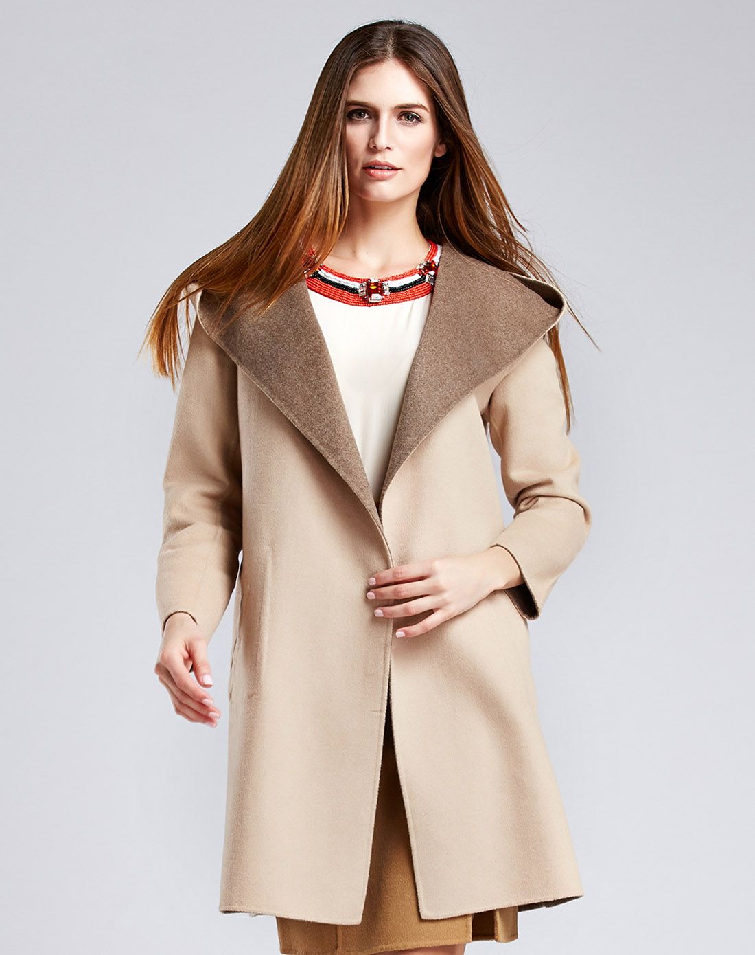 女款米驼双色双面穿双面呢大衣