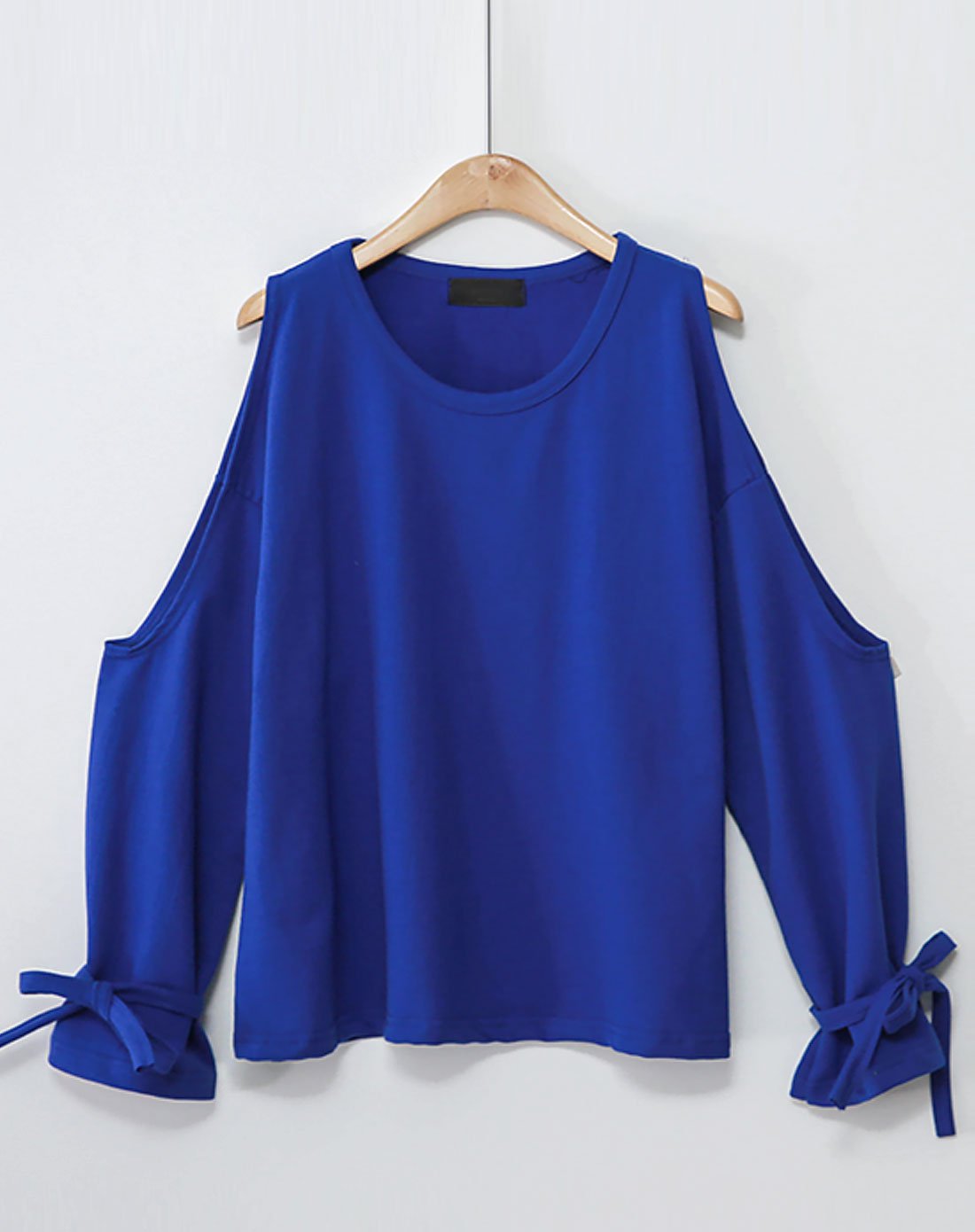 22xx 系带束袖露肤t恤