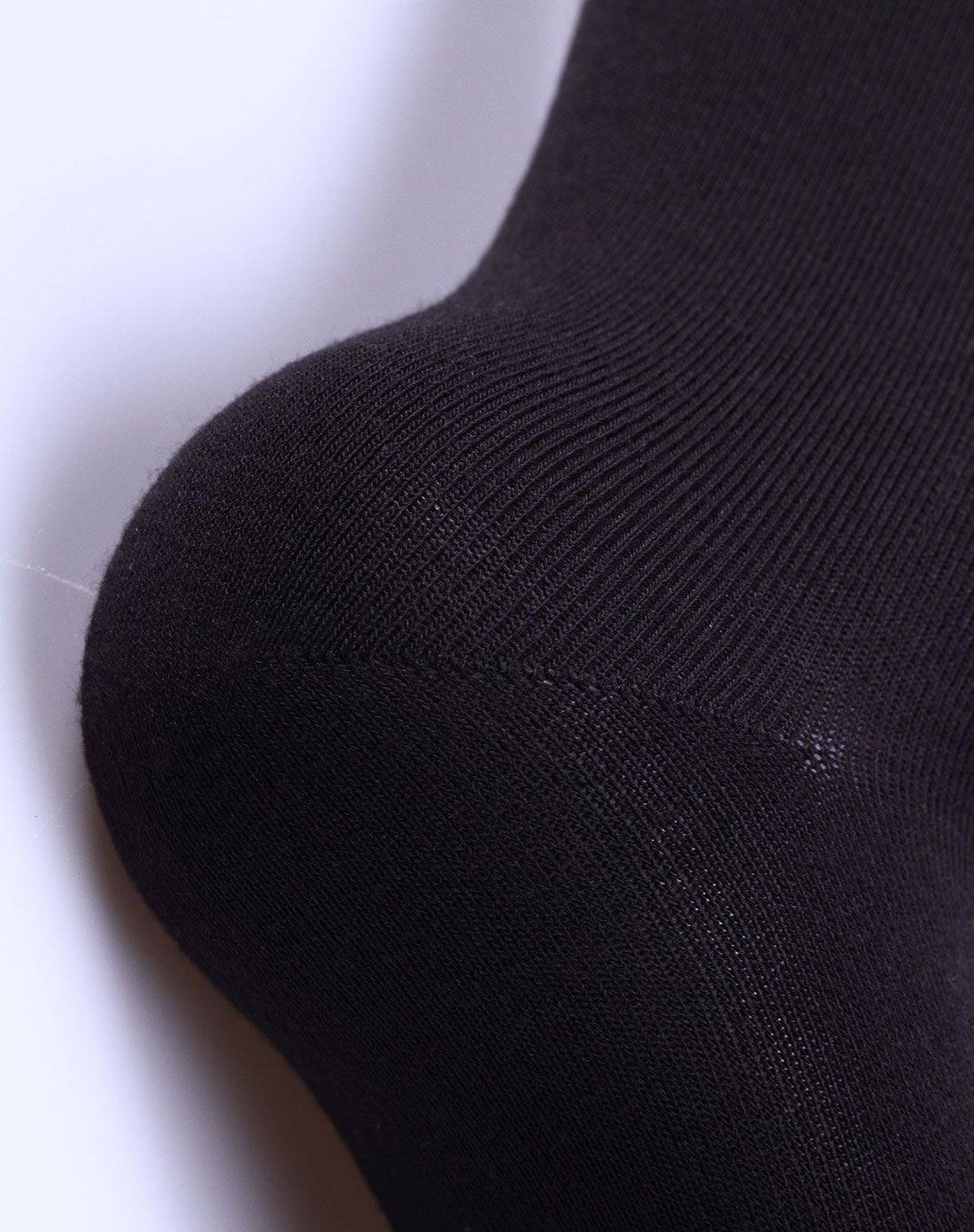 黑色德绒超细纤维吸湿轻柔简约商务休闲男袜