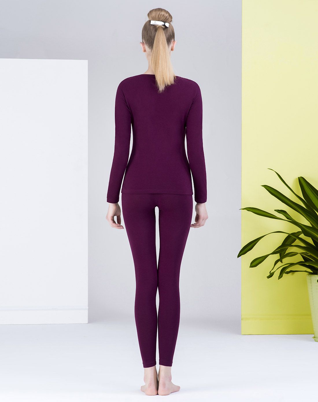 女款深紫红高弹棉莱卡内衣套装