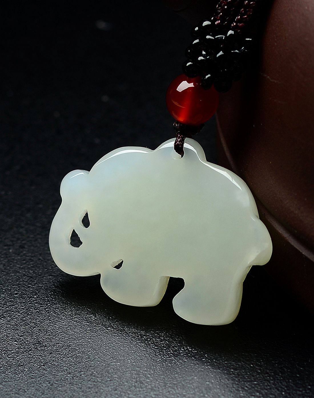 天然和田玉太平有象吊坠(附证书)