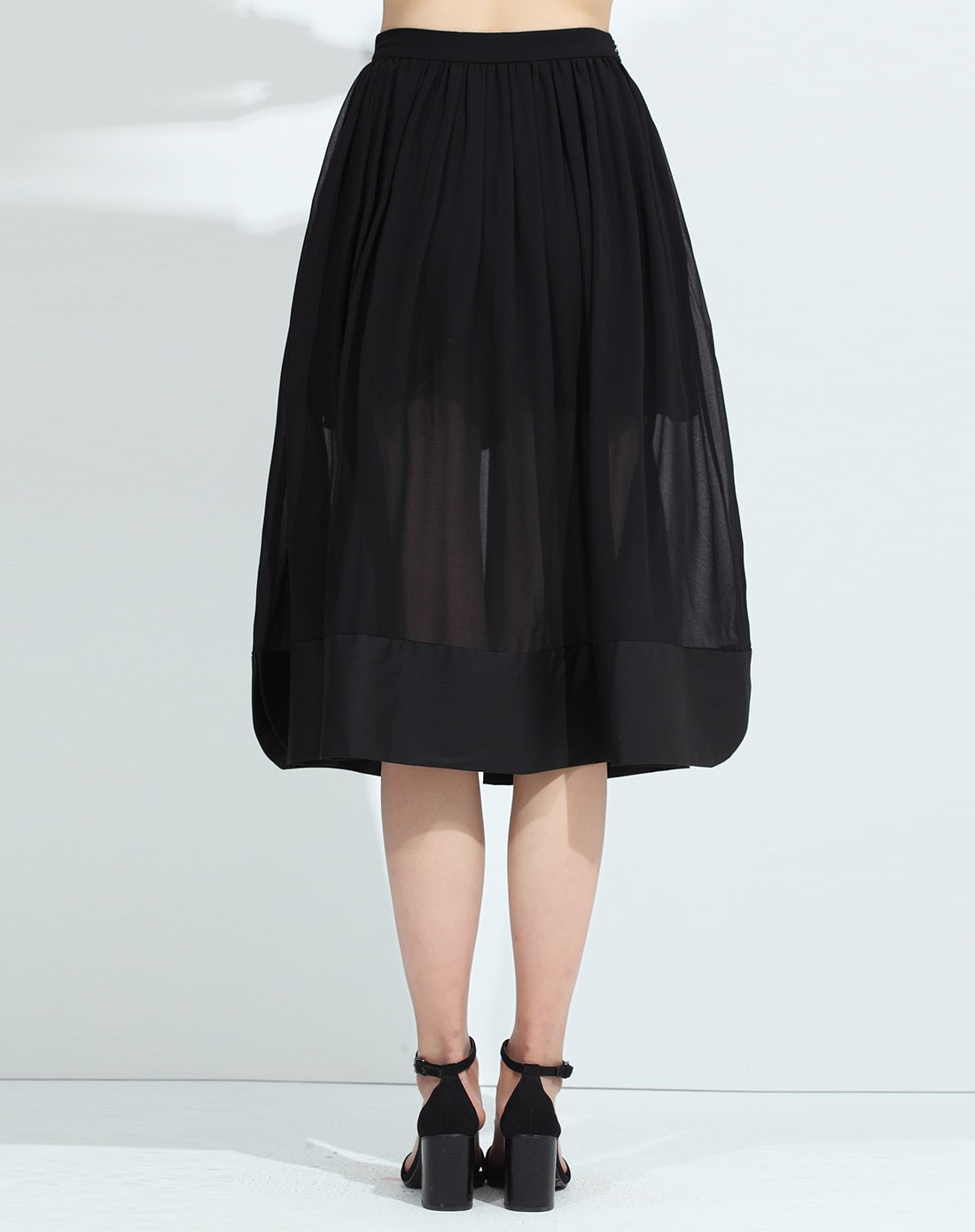 黑色雪纺拼接半身裙