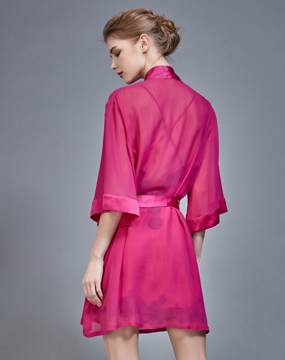 玫红色高贵乔其真丝中袖睡袍