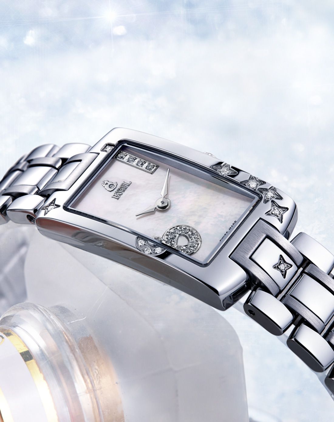 依波路 真爱系列镶钻贝母方形石英女表